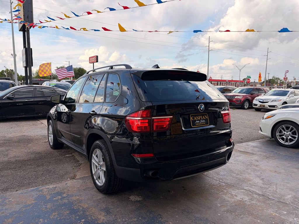 2011 BMW X5 Image 9