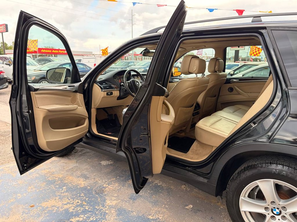 2011 BMW X5 Image 10