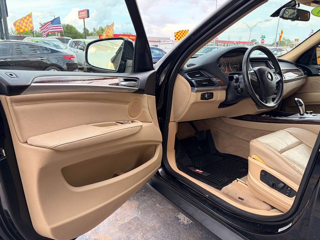2011 BMW X5 Image 11