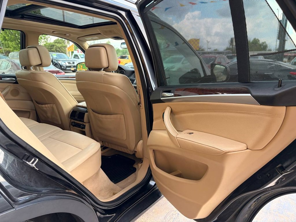 2011 BMW X5 Image 20