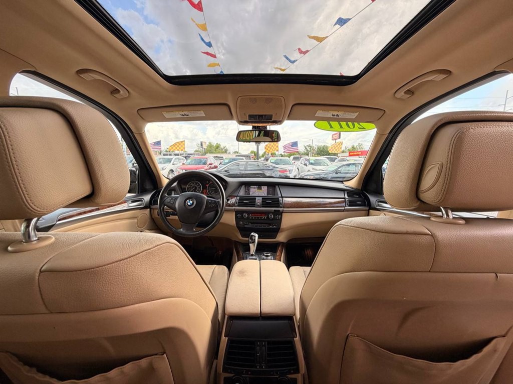 2011 BMW X5 Image 23