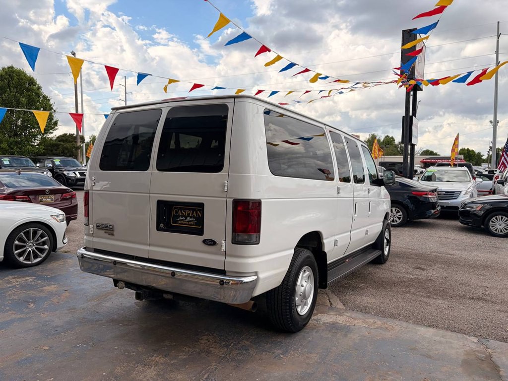2008 Ford Econoline Image 7