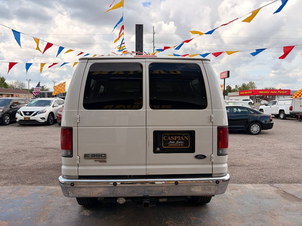 2008 Ford Econoline Image 8