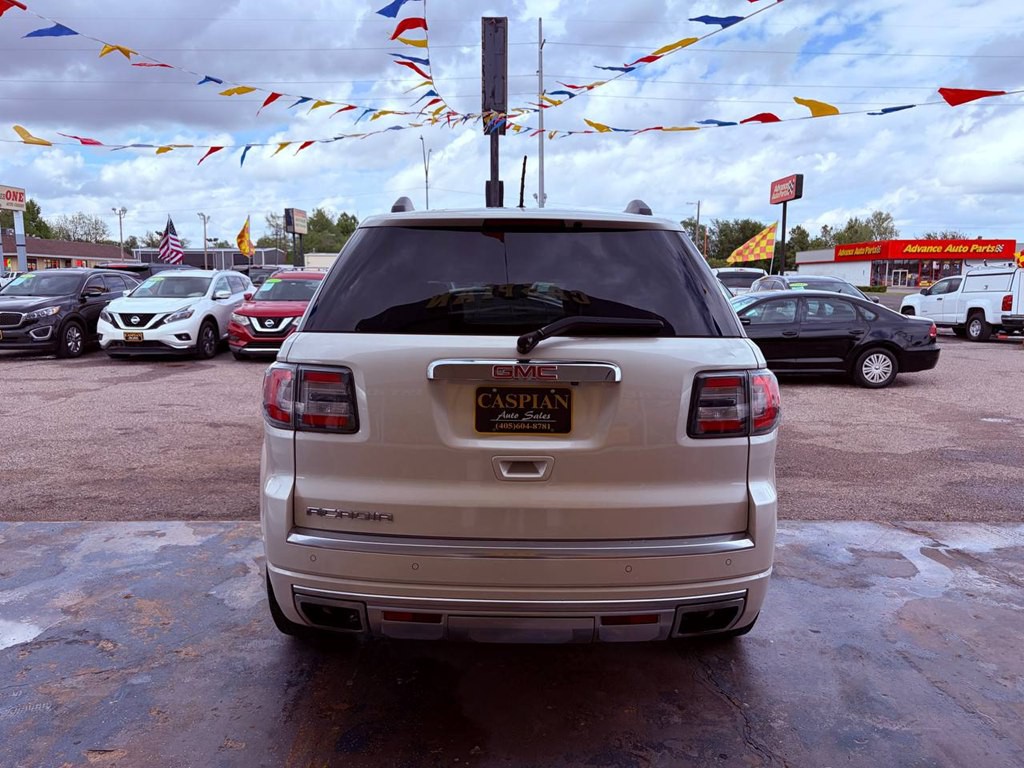 2015 GMC Acadia Image 8