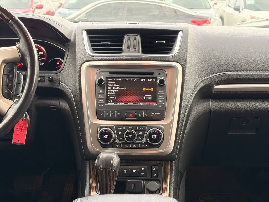 2015 GMC Acadia Image 23