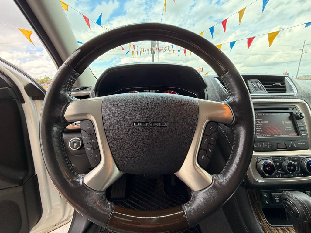 2015 GMC Acadia Image 25