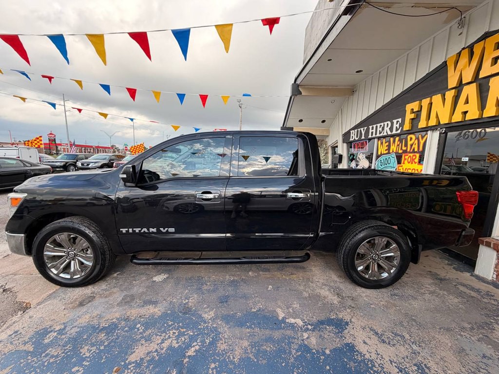 2018 Nissan Titan Image 6