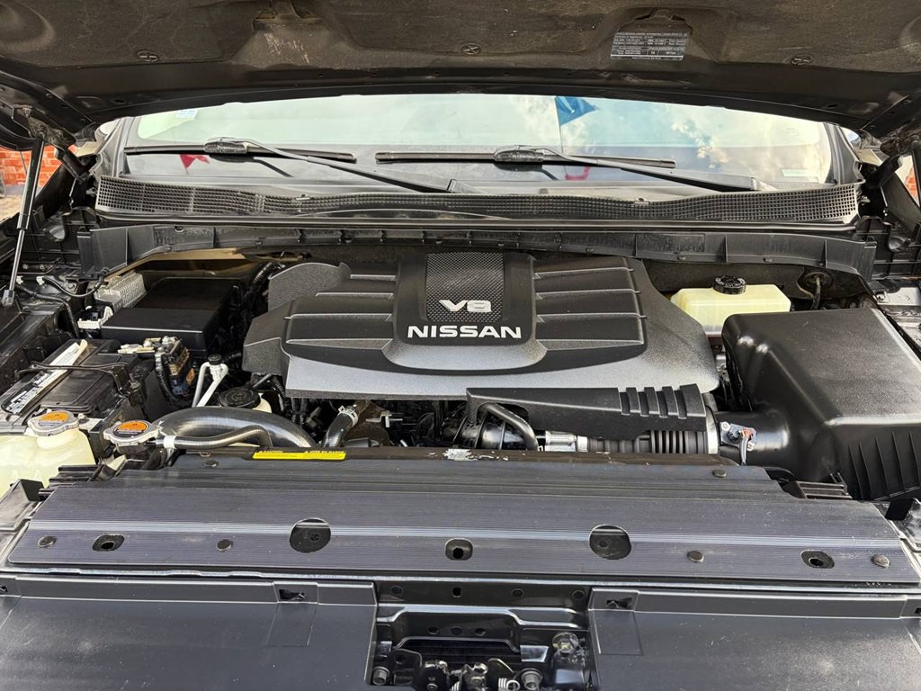 2018 Nissan Titan Image 25