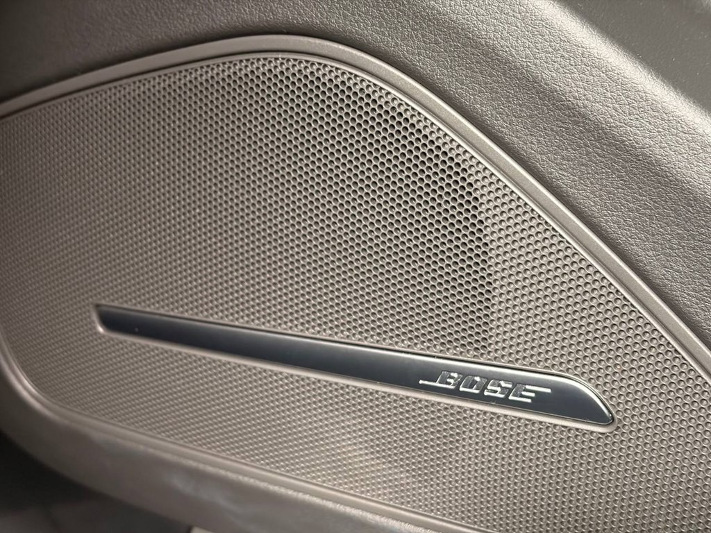 2016 Audi A8 Image 26