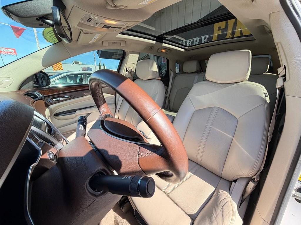 2015 Cadillac SRX Image 11