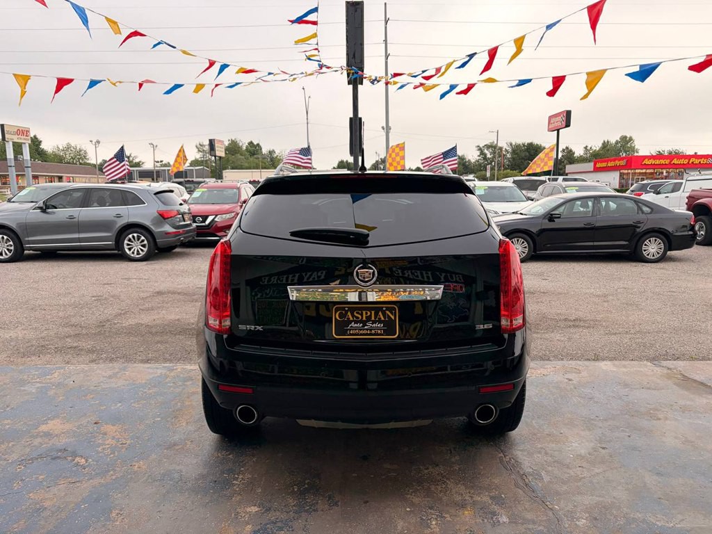 2013 Cadillac SRX Image 8