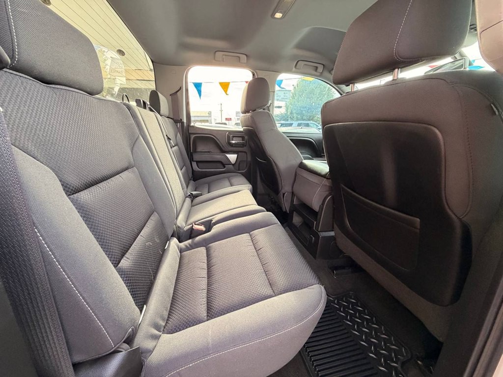 2015 Chevrolet Silverado 1500 Image 18