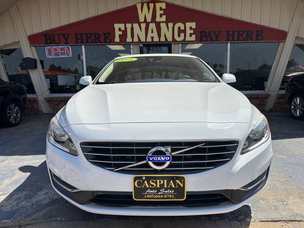 2015 Volvo S60 Image 2