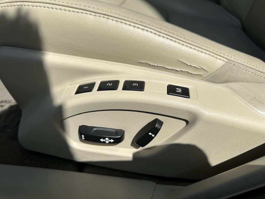 2015 Volvo S60 Image 16