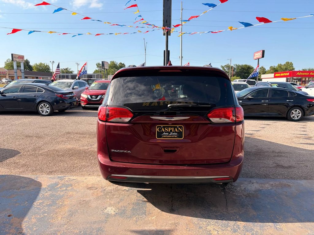 2019 Chrysler Pacifica Image 7