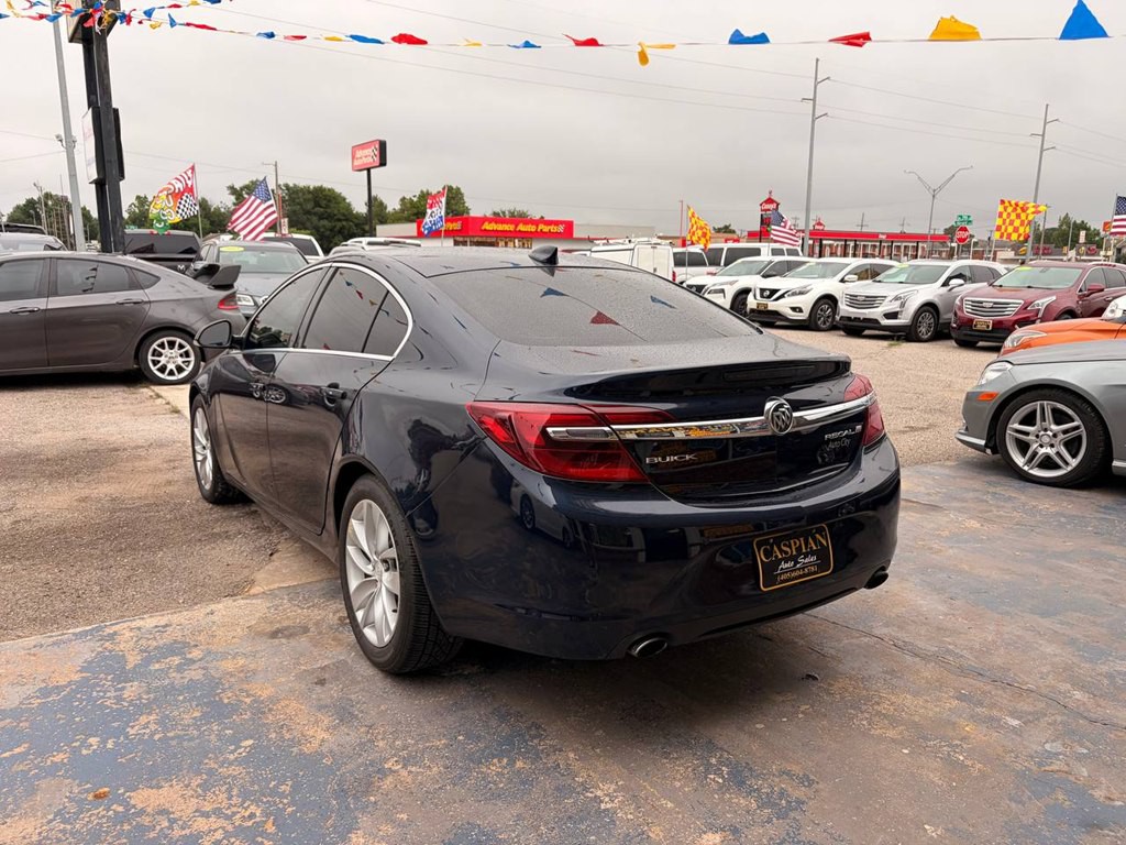 2017 Buick Regal Image 8