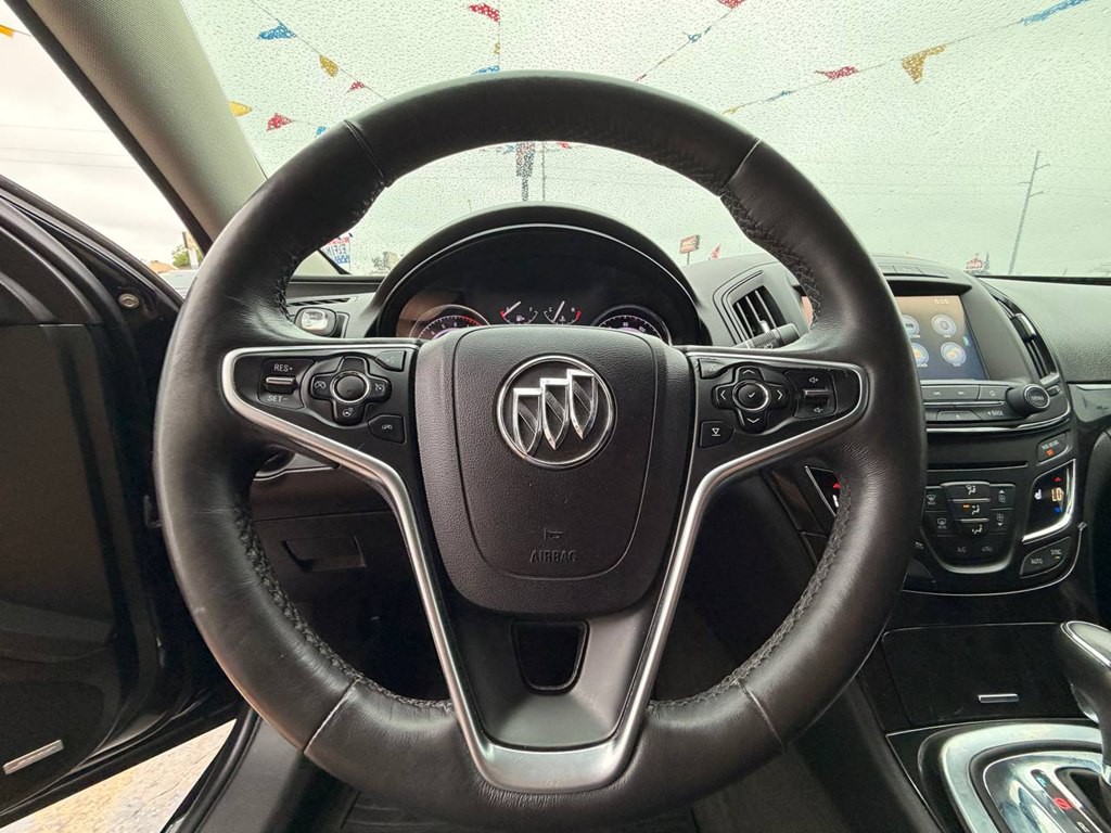 2017 Buick Regal Image 21