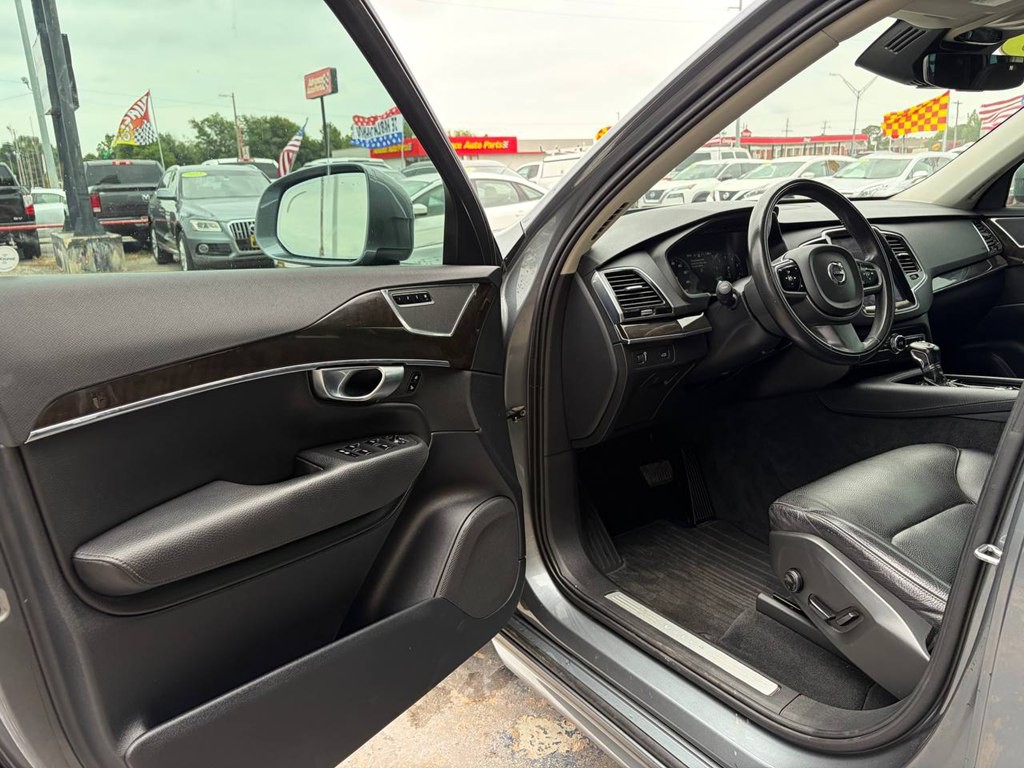 2018 Volvo XC90 Image 9