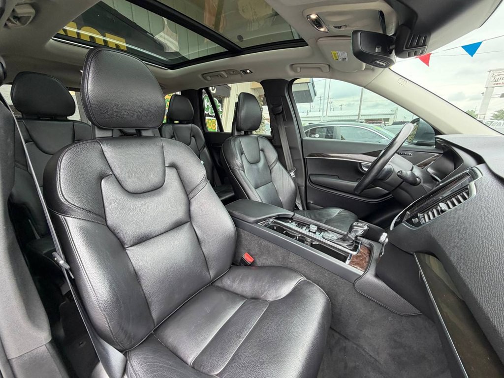 2018 Volvo XC90 Image 16