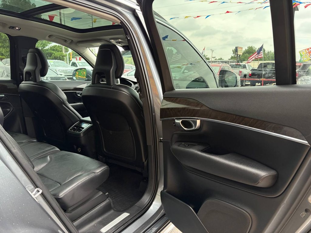 2018 Volvo XC90 Image 17