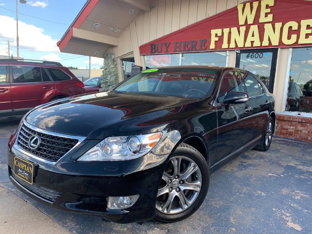 2010 Lexus LS Image 3