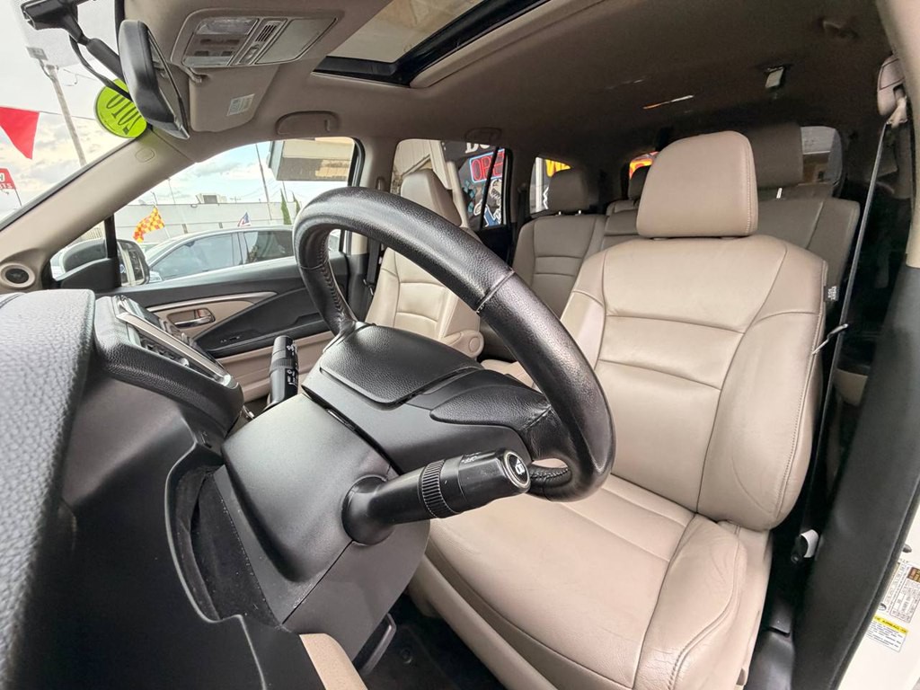 2016 Honda Pilot Image 11