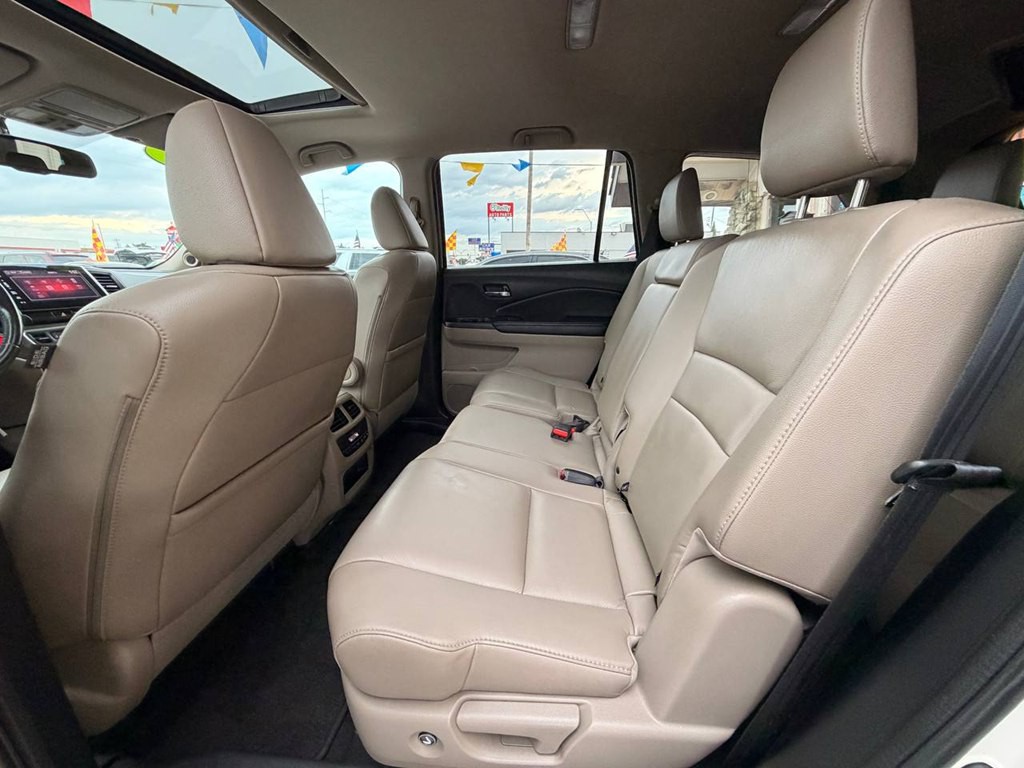 2016 Honda Pilot Image 13