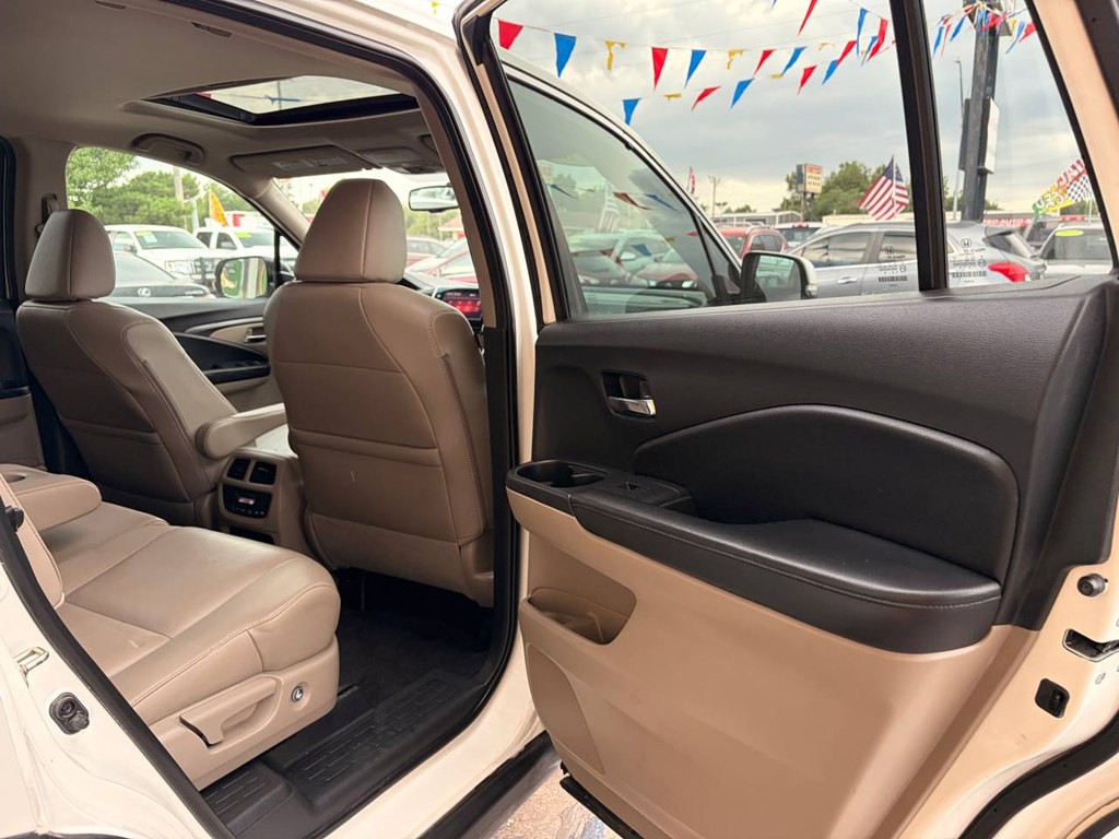 2016 Honda Pilot Image 18