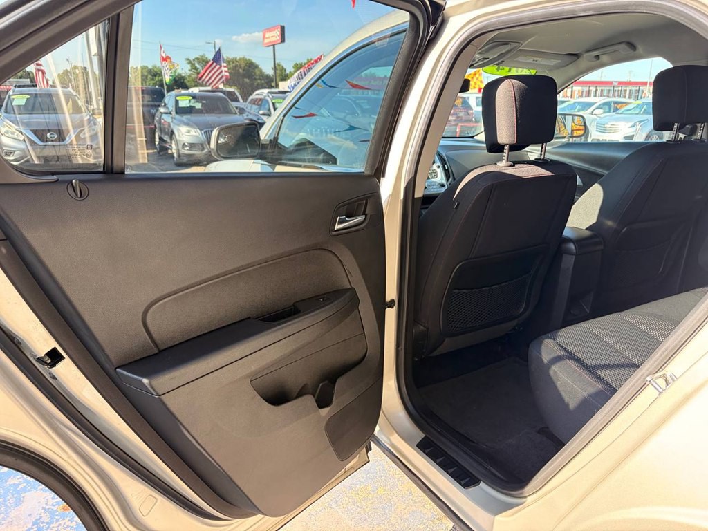 2014 Chevrolet Equinox Image 12