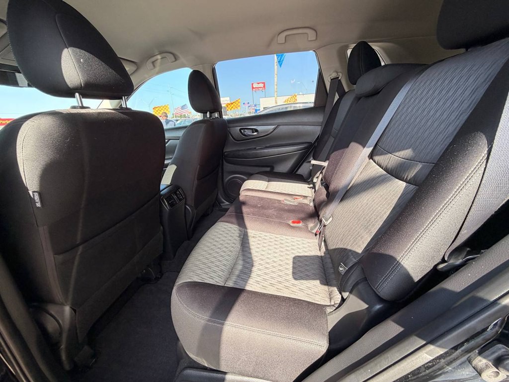 2020 Nissan Rogue Image 13