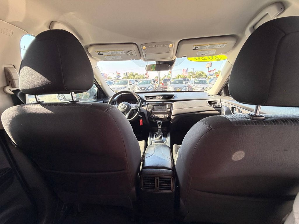 2020 Nissan Rogue Image 19