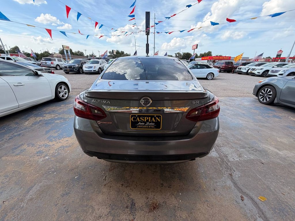 2018 Nissan Altima Image 7