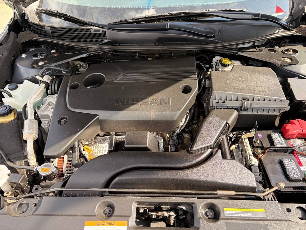 2018 Nissan Altima Image 24