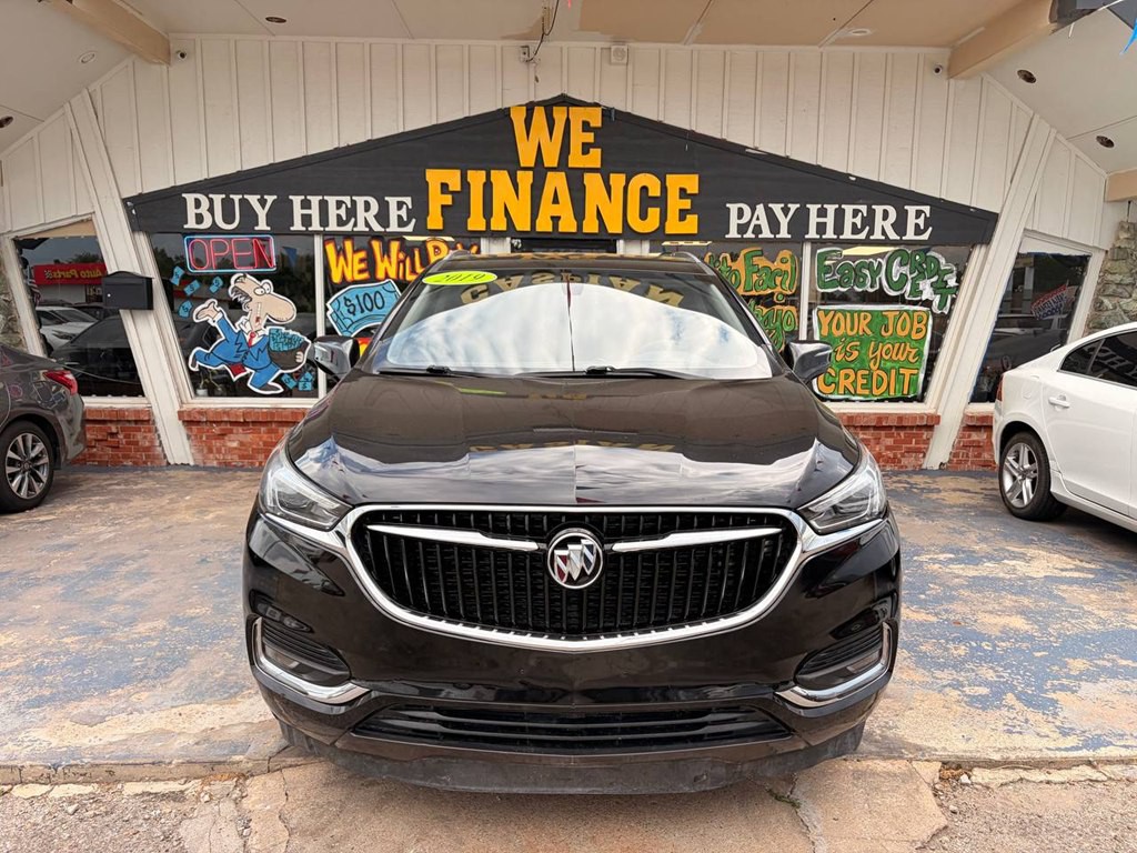 2019 Buick Enclave Image 2
