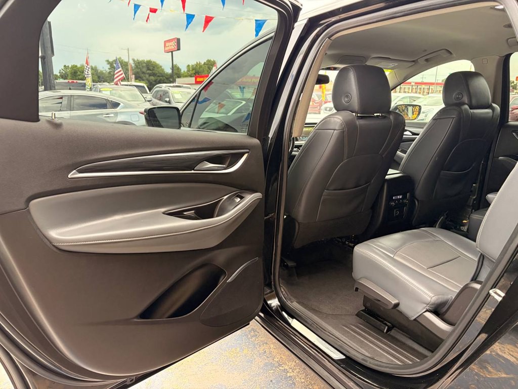 2019 Buick Enclave Image 12