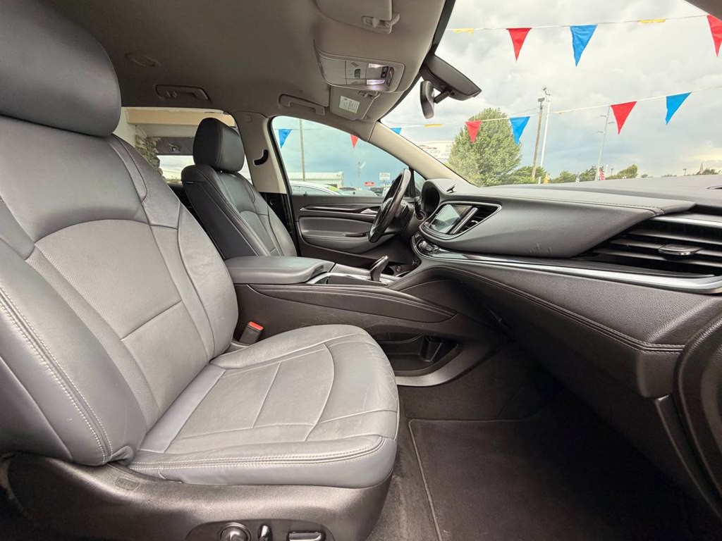 2019 Buick Enclave Image 16