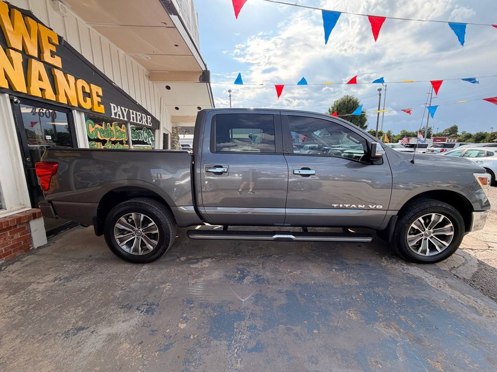 2019 Nissan Titan Image 4
