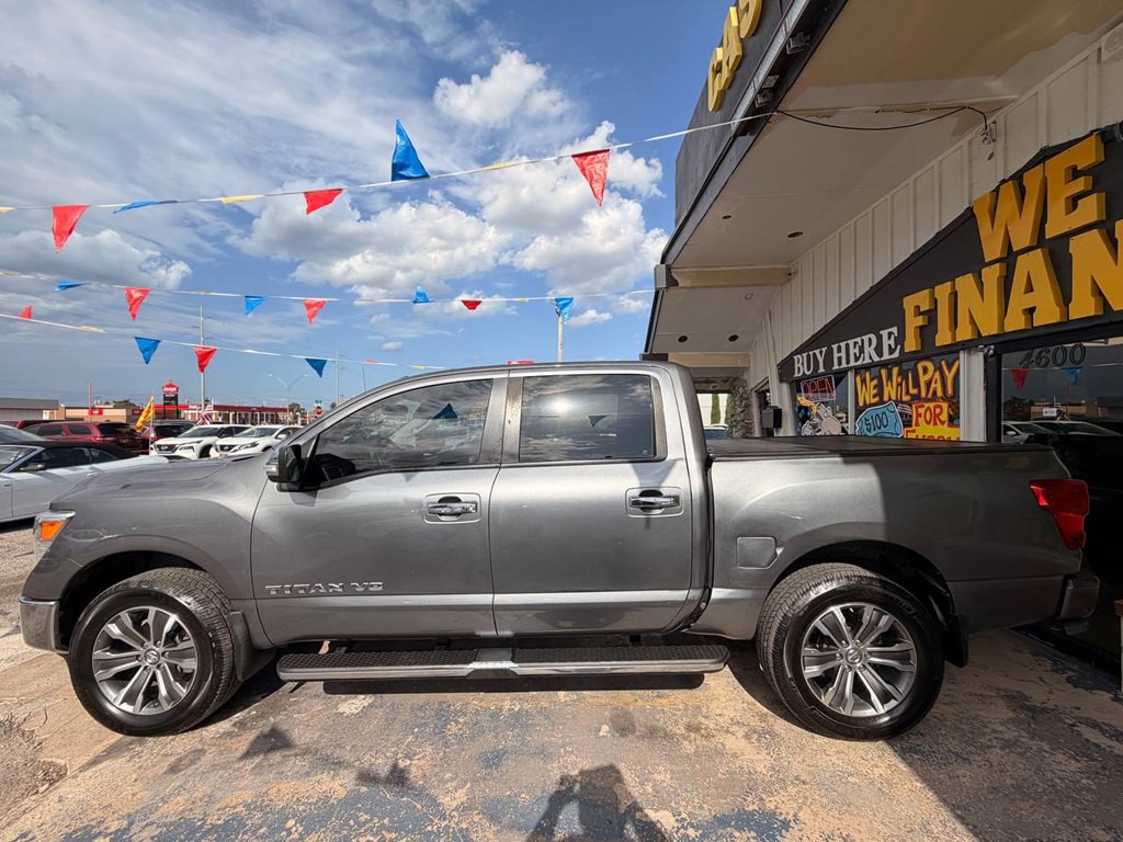 2019 Nissan Titan Image 5