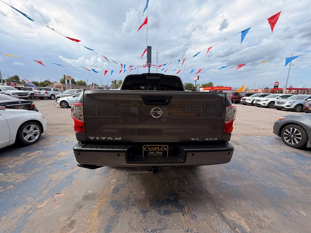 2019 Nissan Titan Image 7