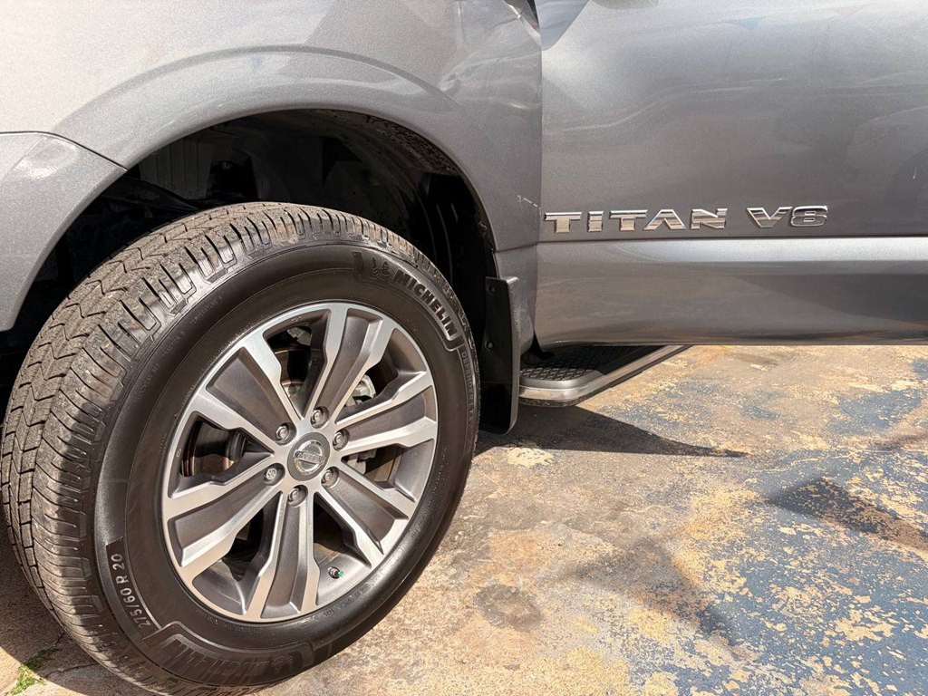 2019 Nissan Titan Image 28