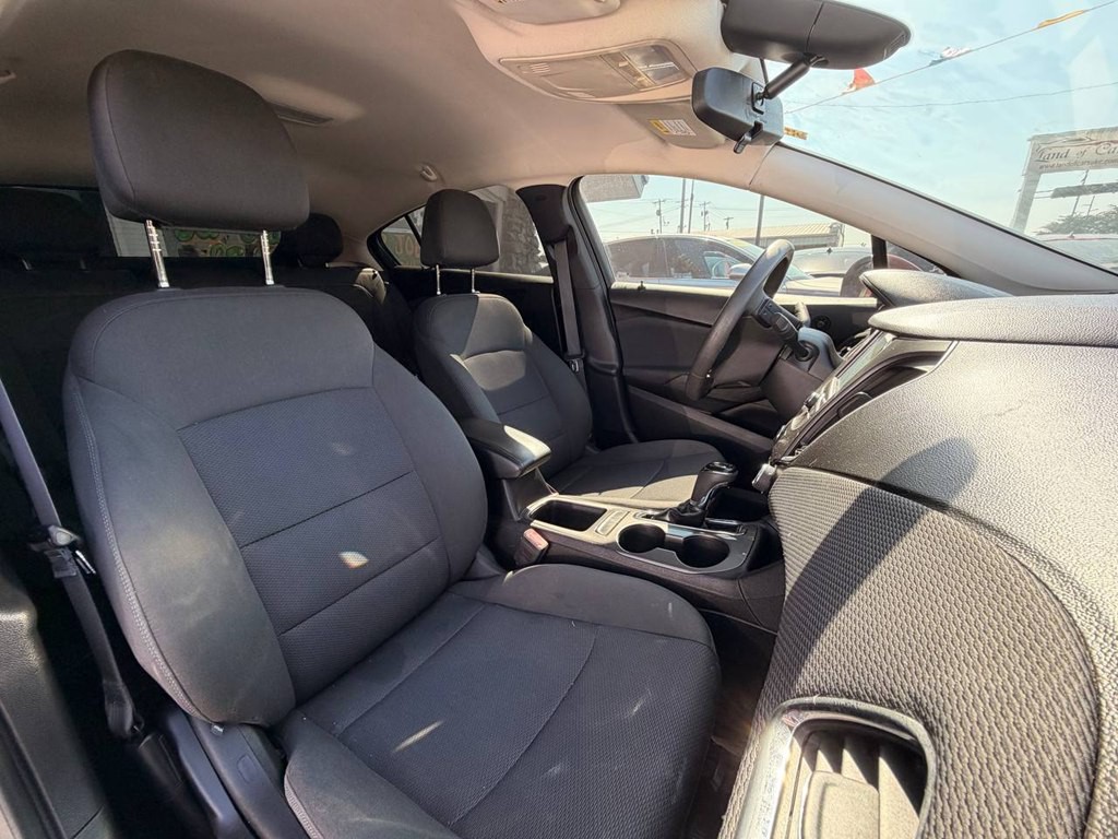 2017 Chevrolet Cruze Image 16