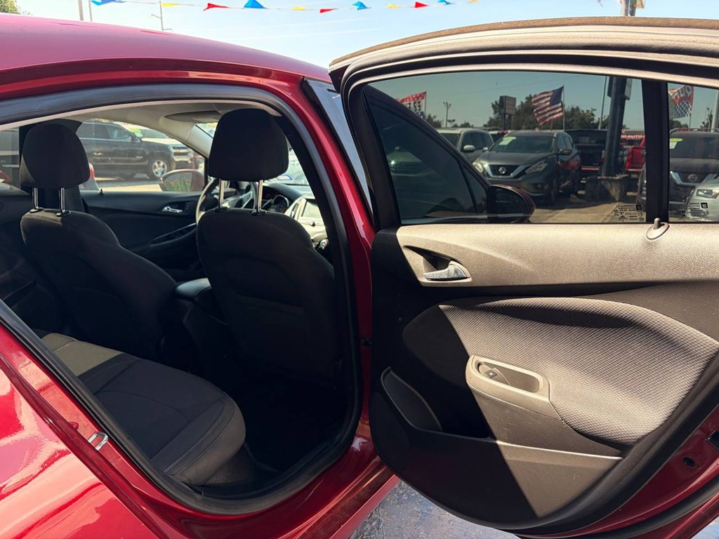2017 Chevrolet Cruze Image 17