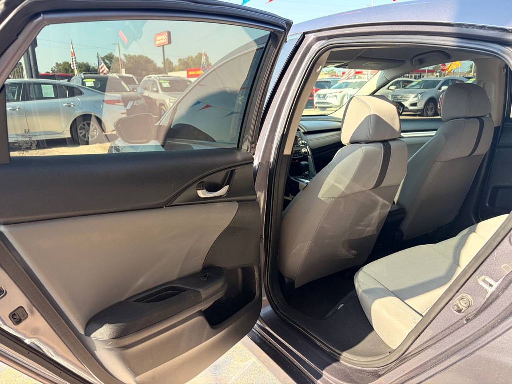 2018 Honda Civic Image 12