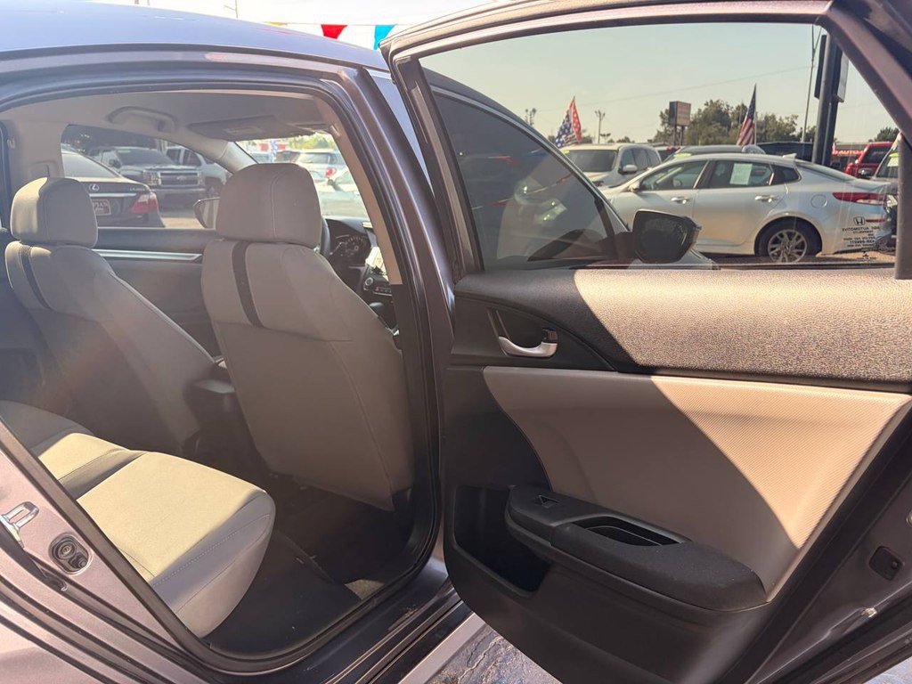 2018 Honda Civic Image 17