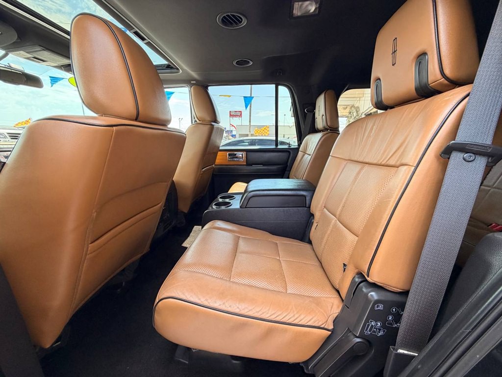 2013 Lincoln Navigator Image 13