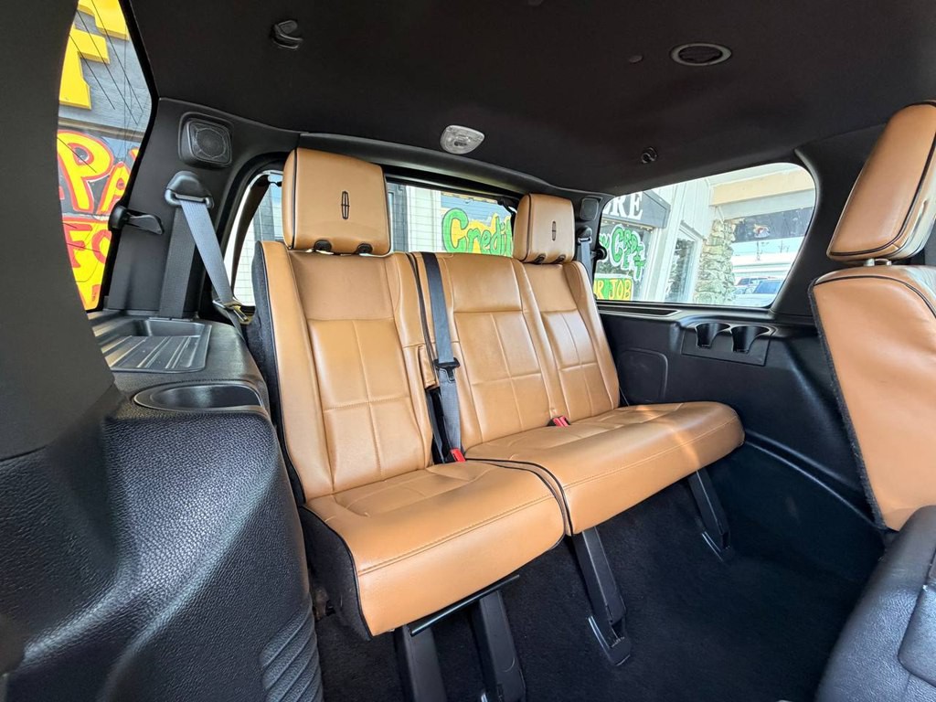 2013 Lincoln Navigator Image 20