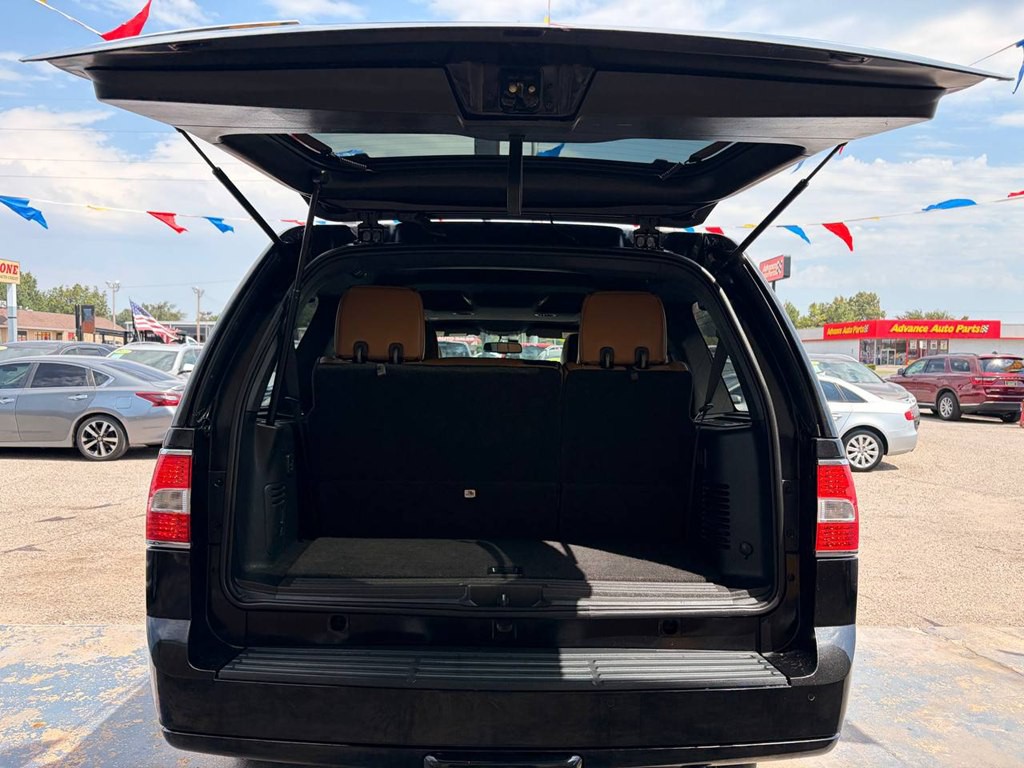 2013 Lincoln Navigator Image 28