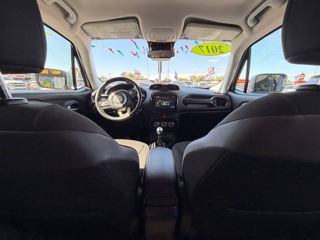 2017 Jeep Renegade Image 19
