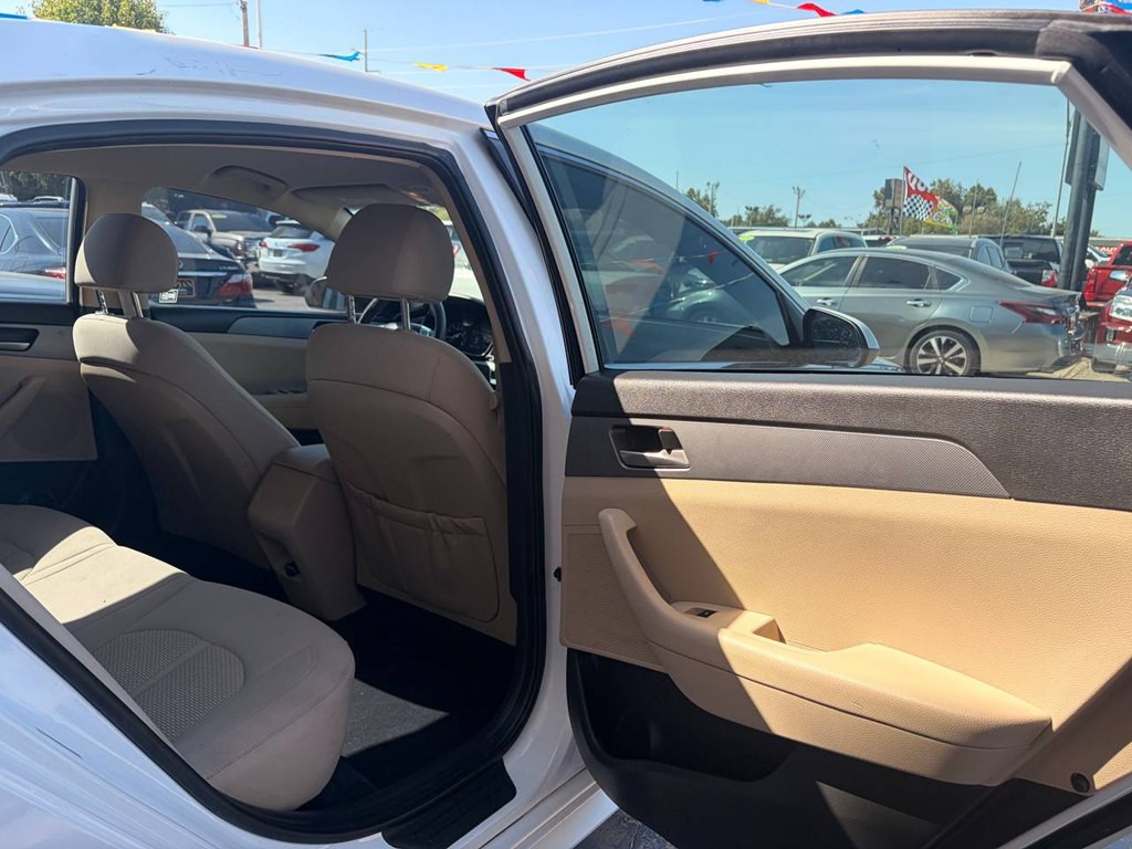 2018 Hyundai Sonata Image 17