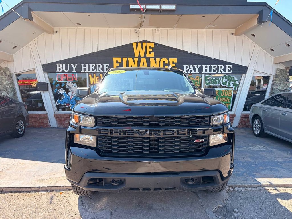 2021 Chevrolet Silverado 1500 Image 2